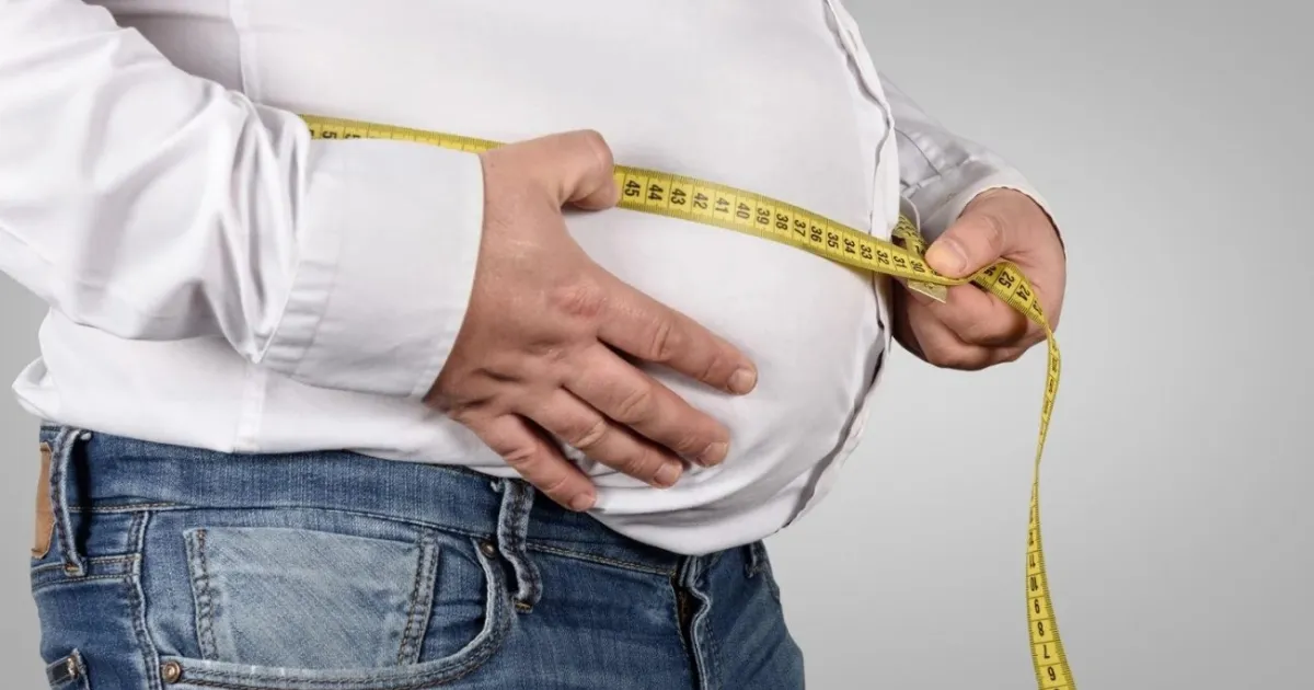 For many adults, a 14:10 or 16:8 schedule is considered among the best fasting for belly fat approaches because these fasting windows are often sustainable long term while supporting healthy weight loss and reductions in abdominal fat