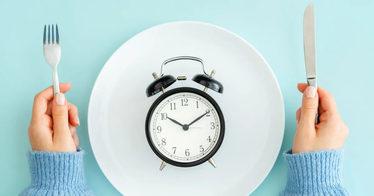 Best Intermittent Fasting Windows for Belly Fat Loss Featured Blog image aspire natural health